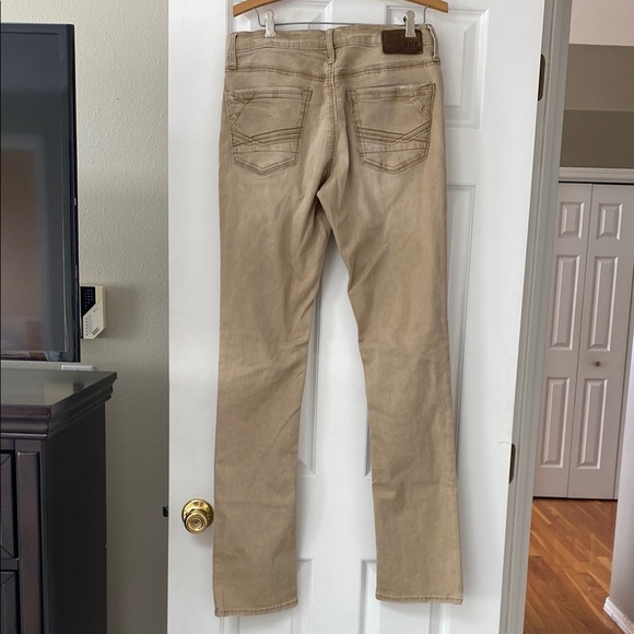 NWOT 32 extra long Buckle Tan Slim Jeans with Lived-In Comfort 35in length - Picture 4 of 6